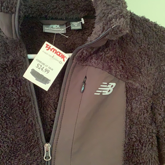 New Balance Jacket NWT - Picture 5 of 6